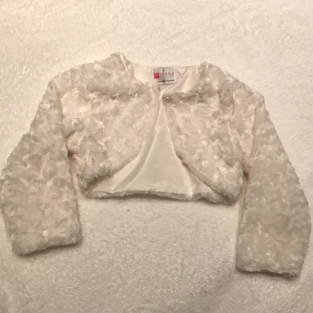 Light cream shrug